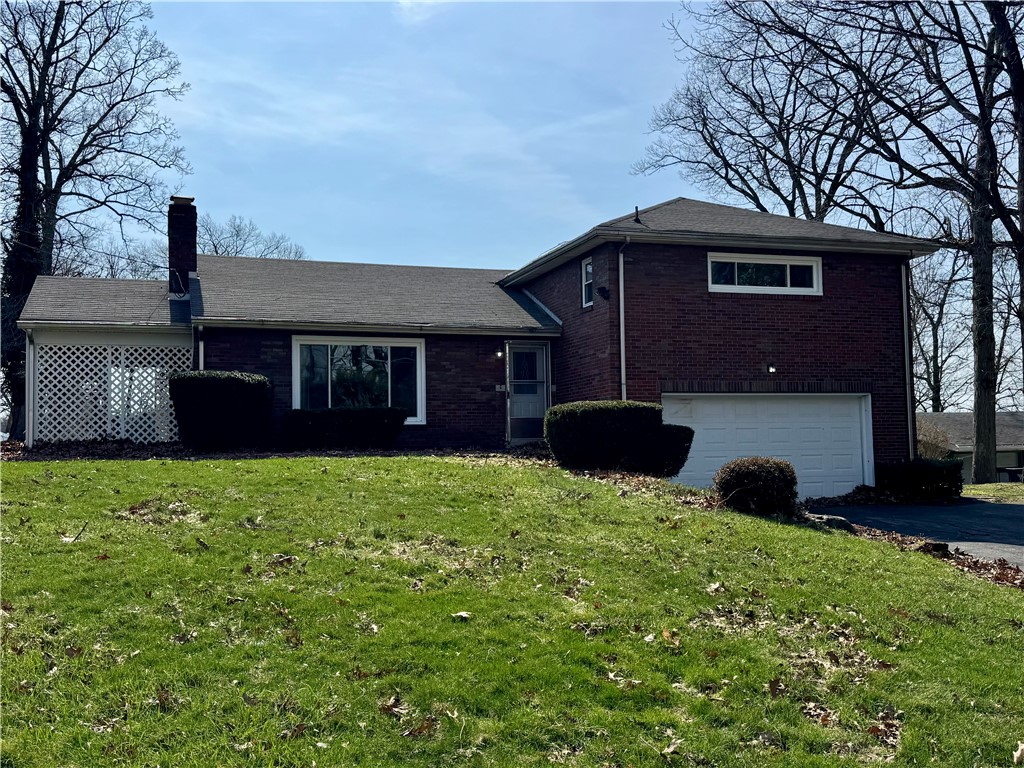113 GREENHILL DR