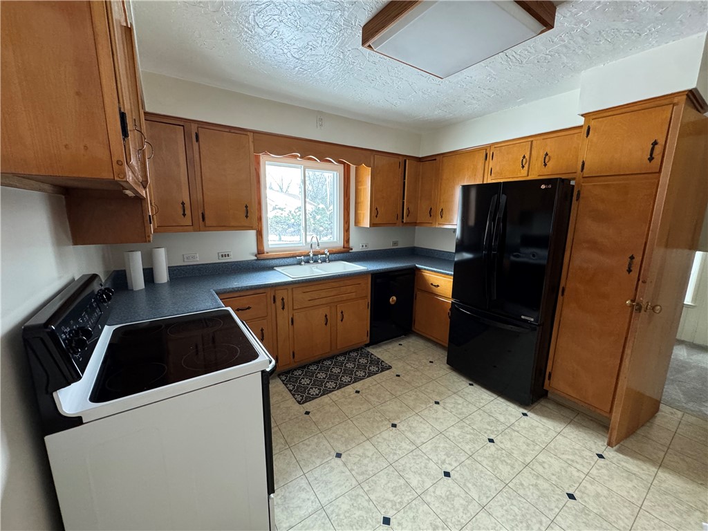 113 GREENHILL DR