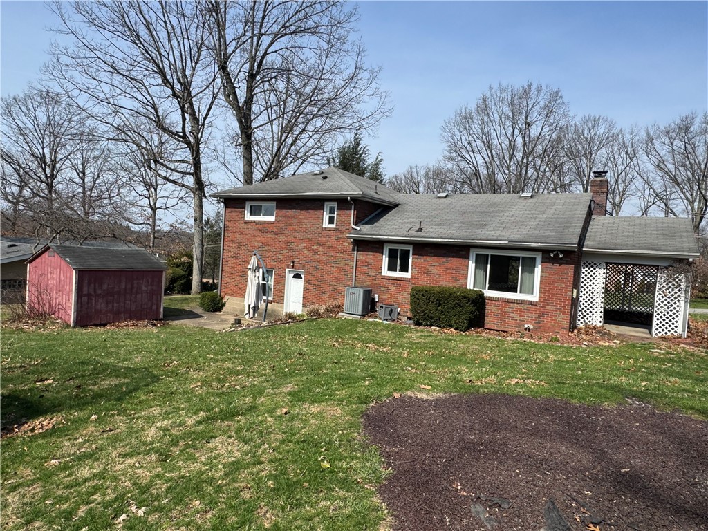 113 GREENHILL DR