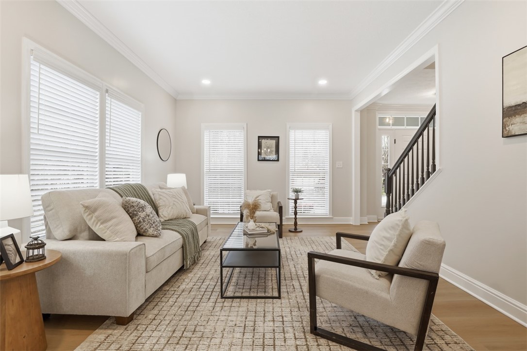 303 Kenney Dr