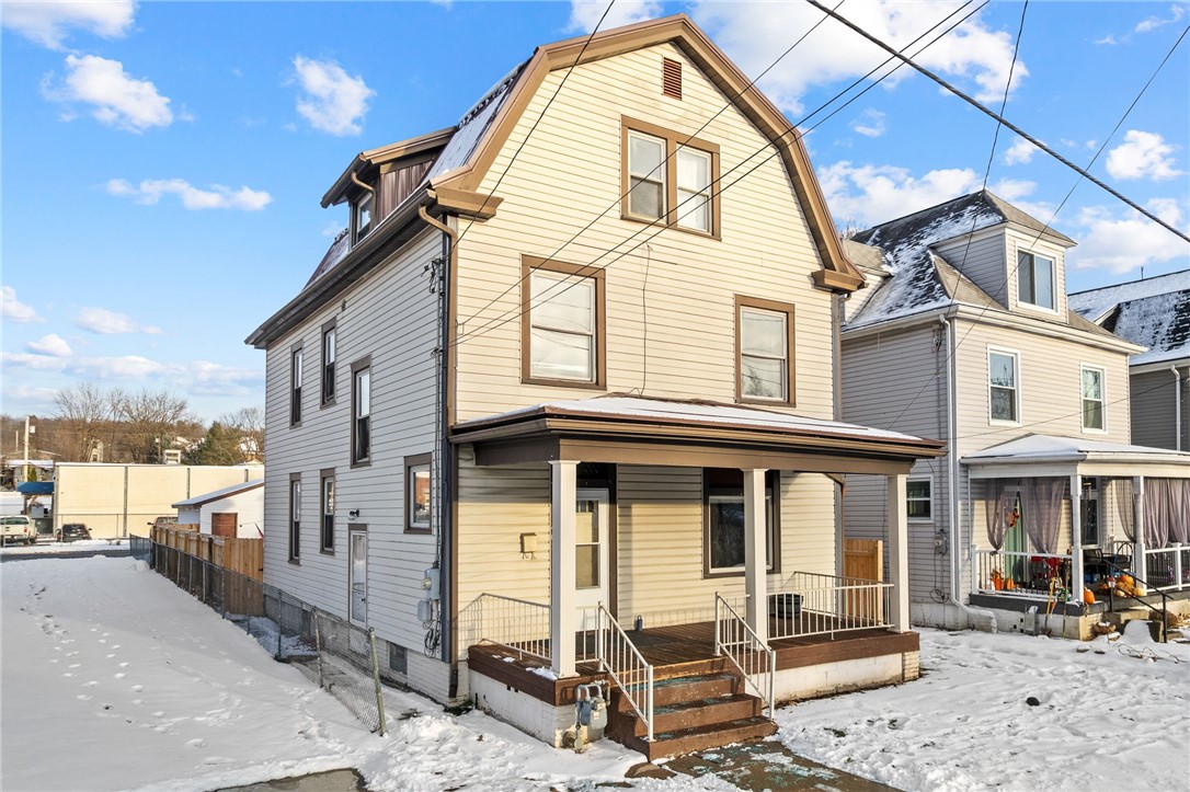 1405 4th Ave