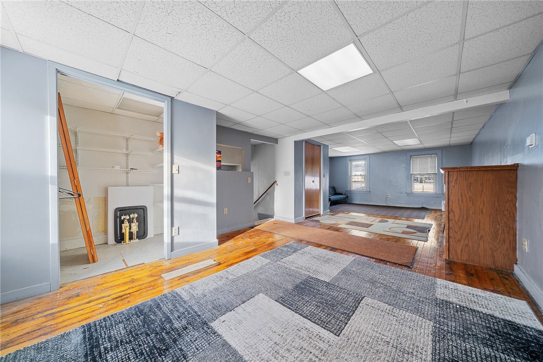 1405 4th Ave