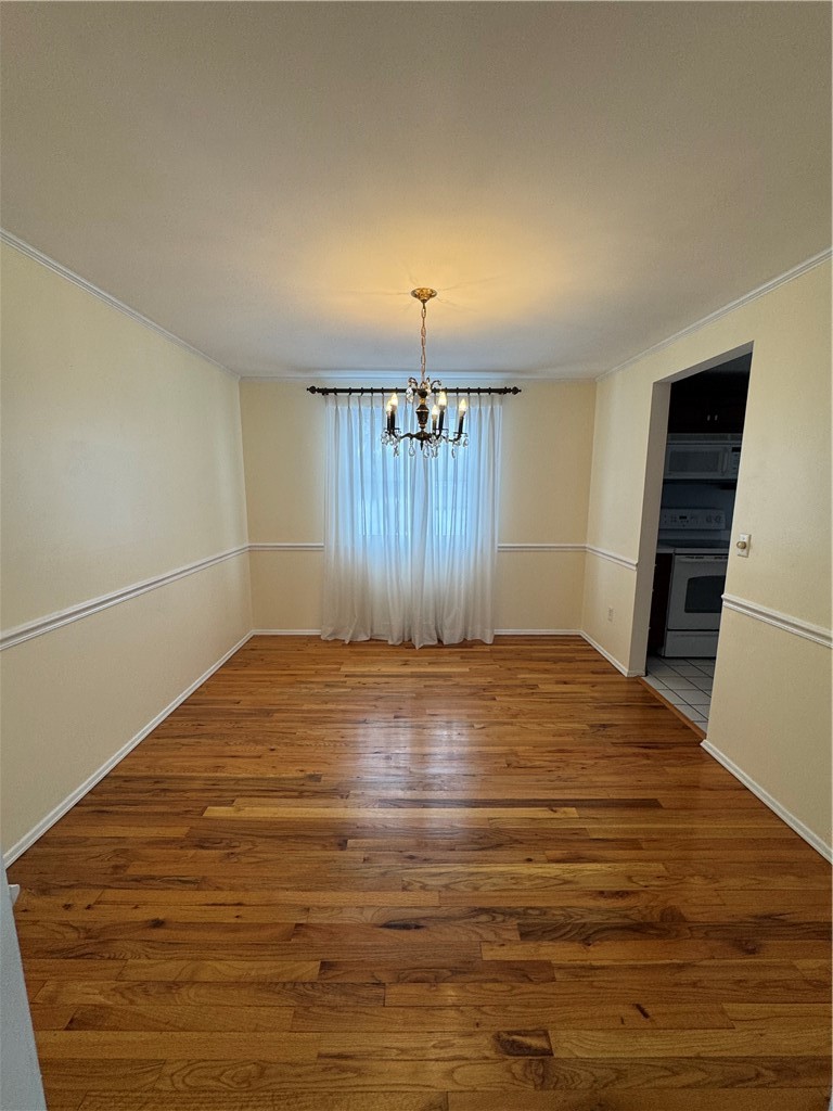 110 Woodbury Drive