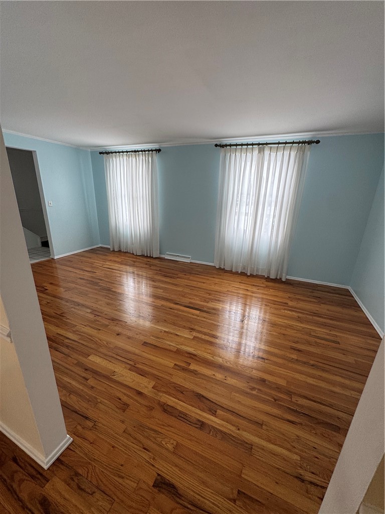 110 Woodbury Drive