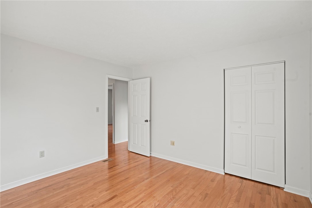 409 Redwood Ct