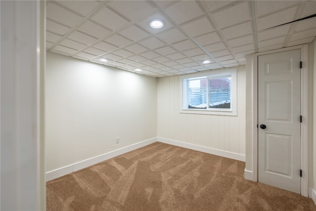 203 Grandview Dr
