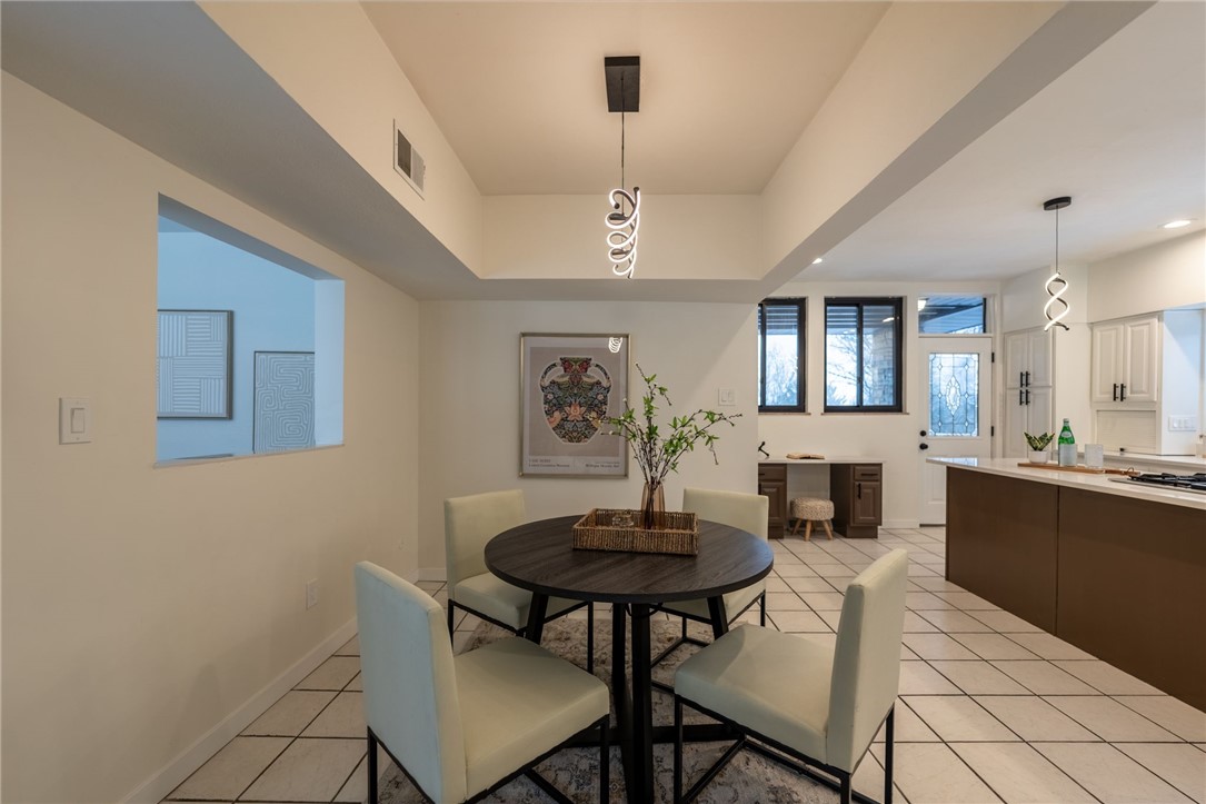 203 Grandview Dr