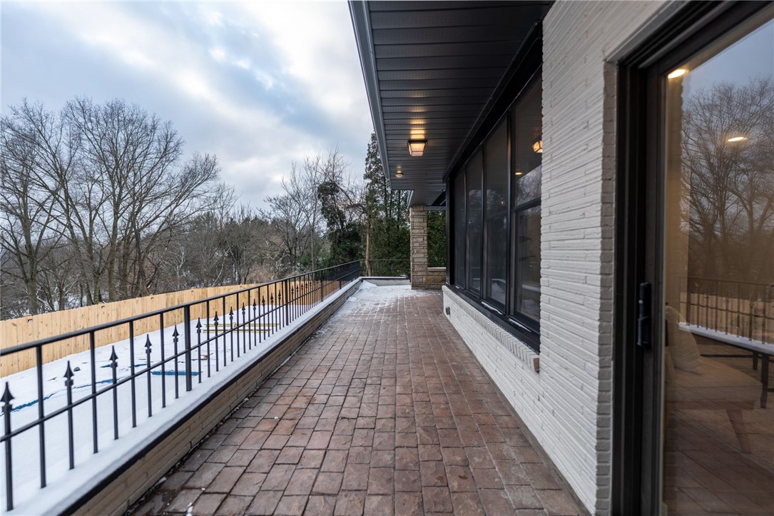 203 Grandview Dr