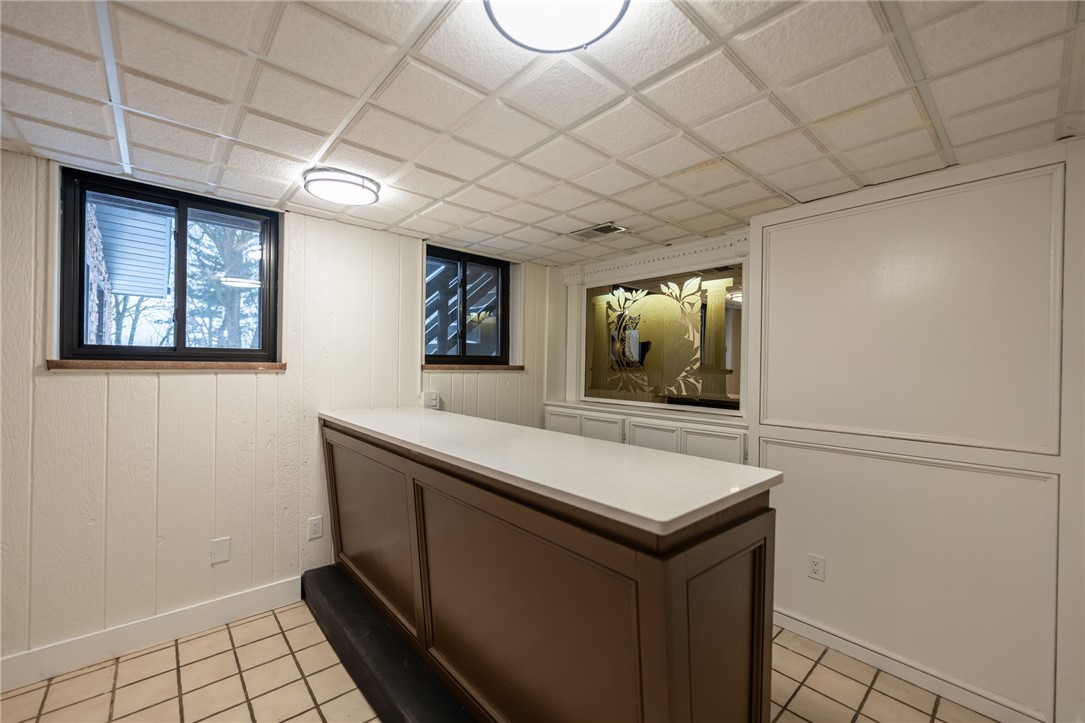 203 Grandview Dr