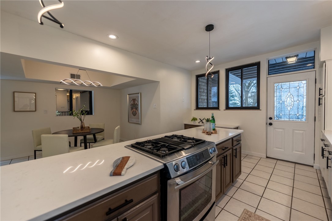 203 Grandview Dr