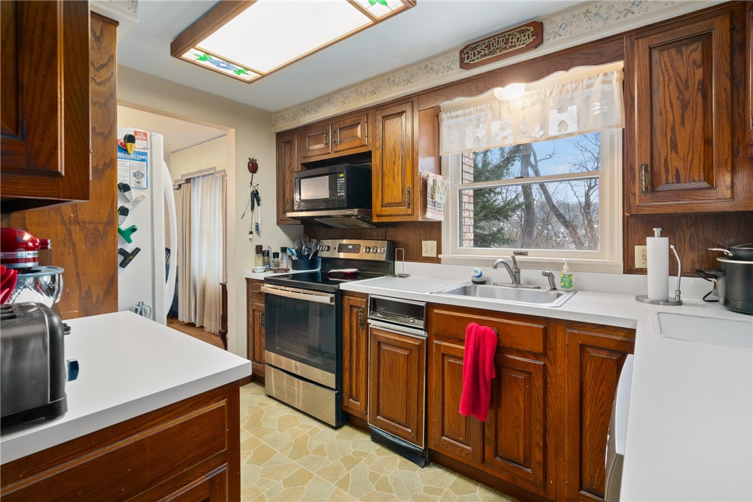 111 N Harleston Dr