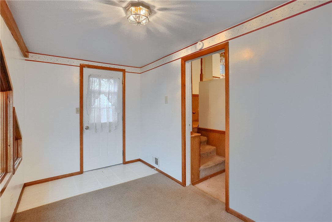 916 Temple Ave