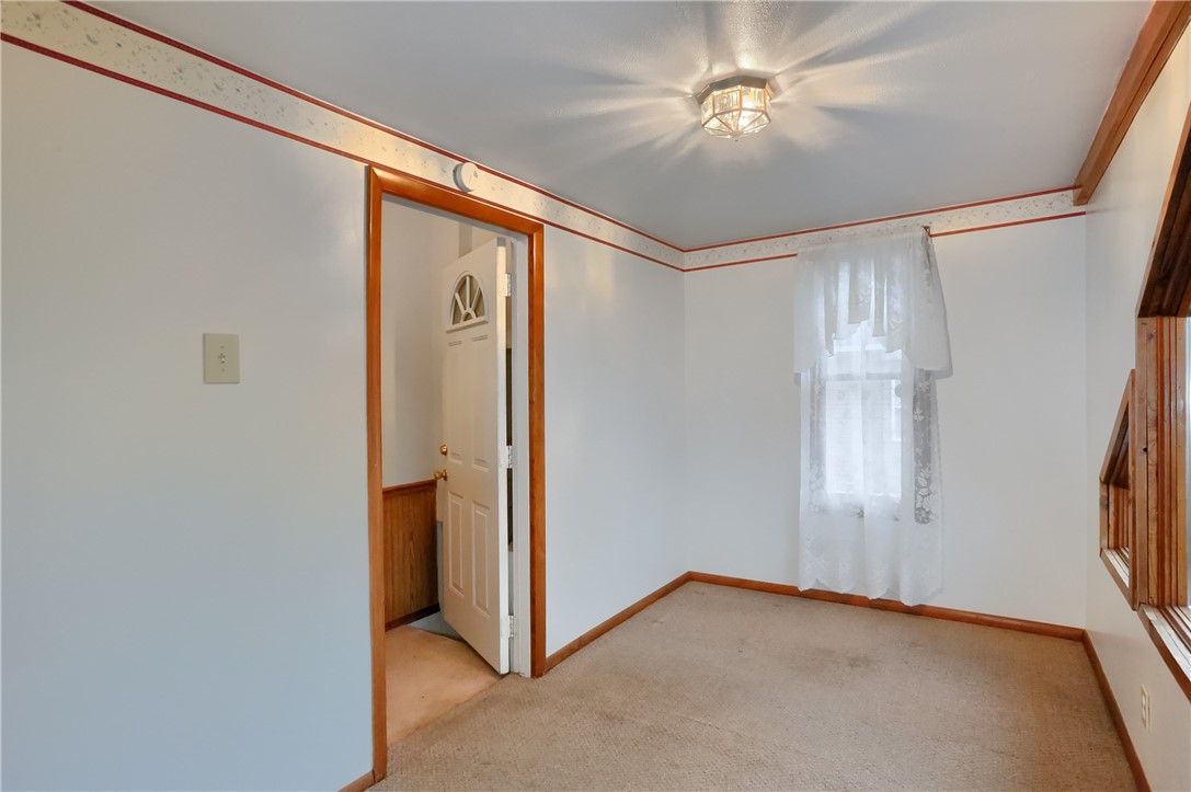 916 Temple Ave