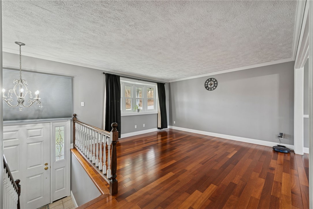 942 Vernon Dr