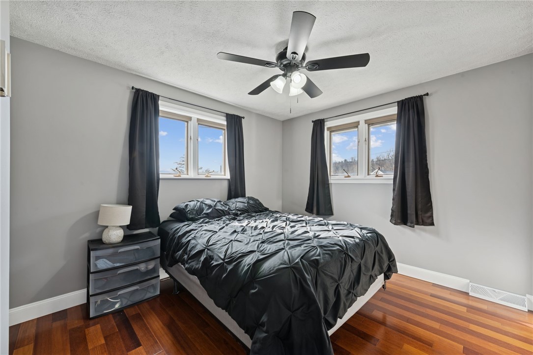 942 Vernon Dr