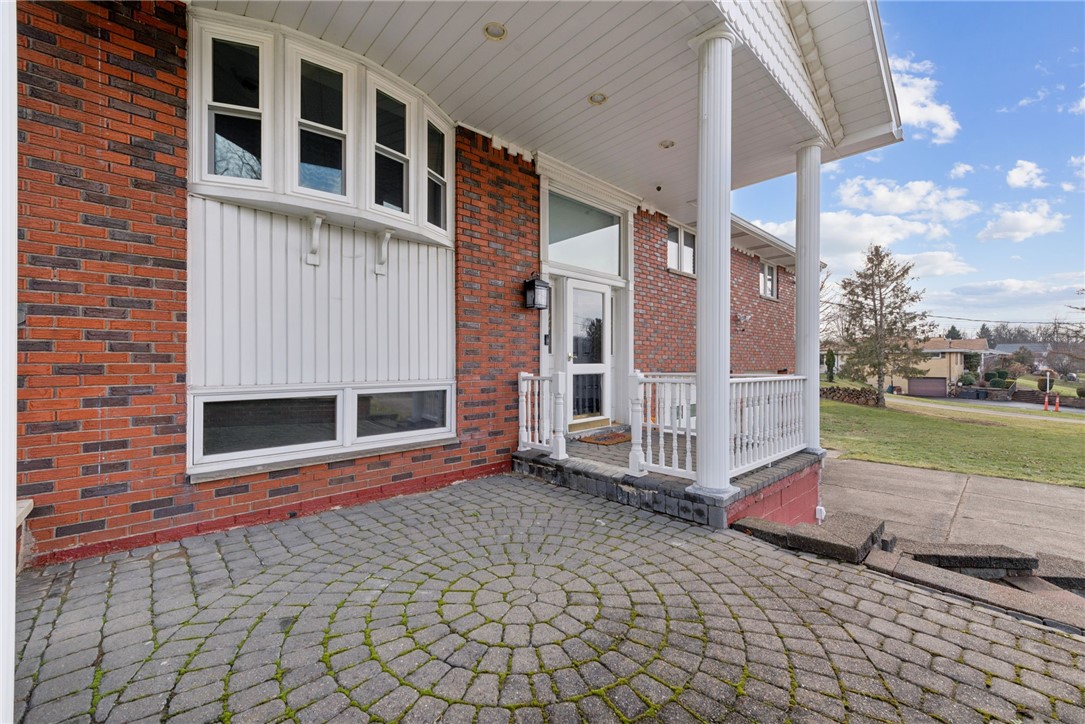 942 Vernon Dr