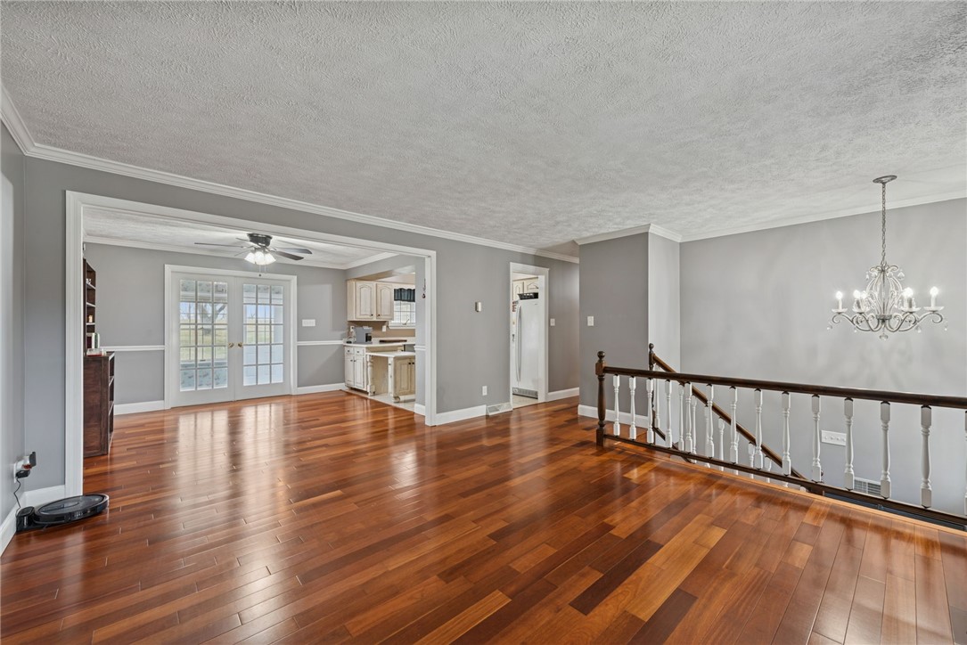 942 Vernon Dr