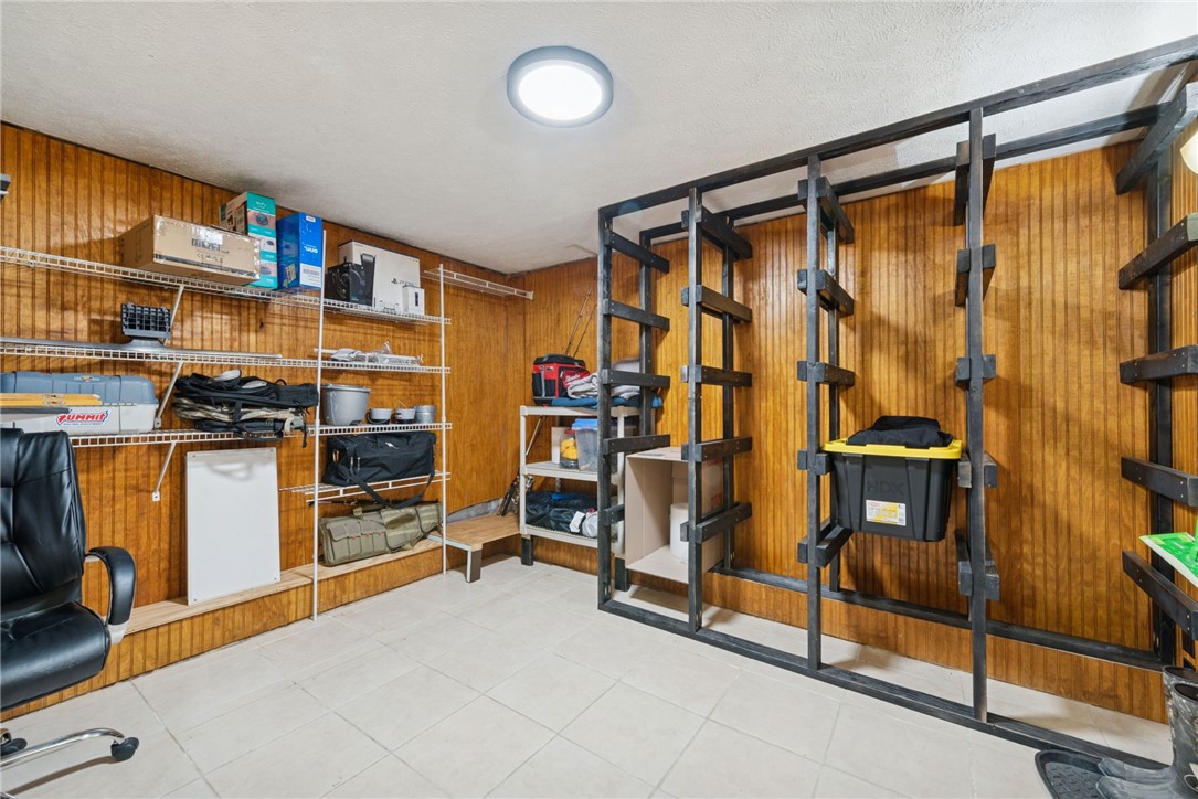 942 Vernon Dr