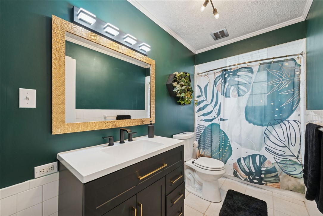 942 Vernon Dr