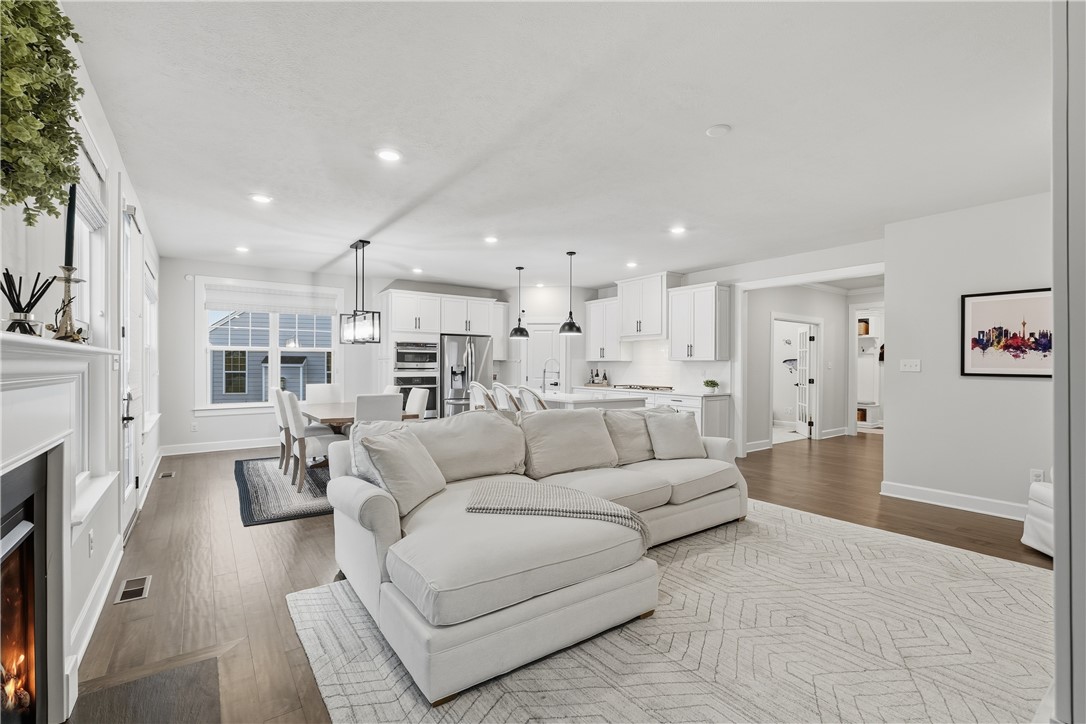 3024 Spruce Road