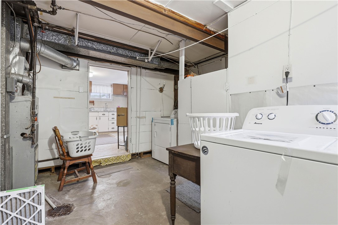 406 Peterson St
