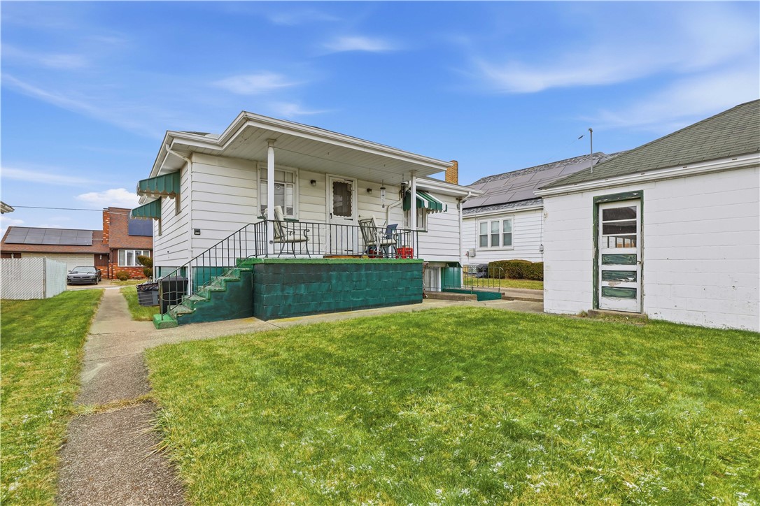 406 Peterson St