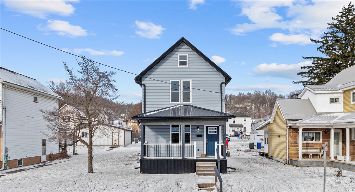 328 Line Ave