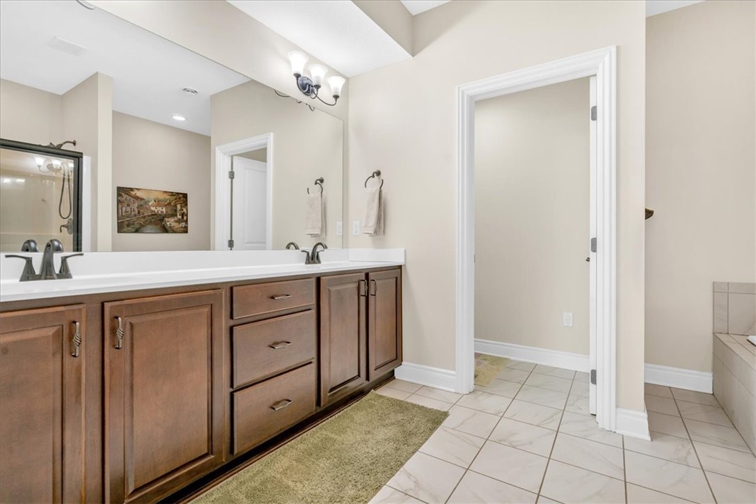 2503 Eloquent Ln