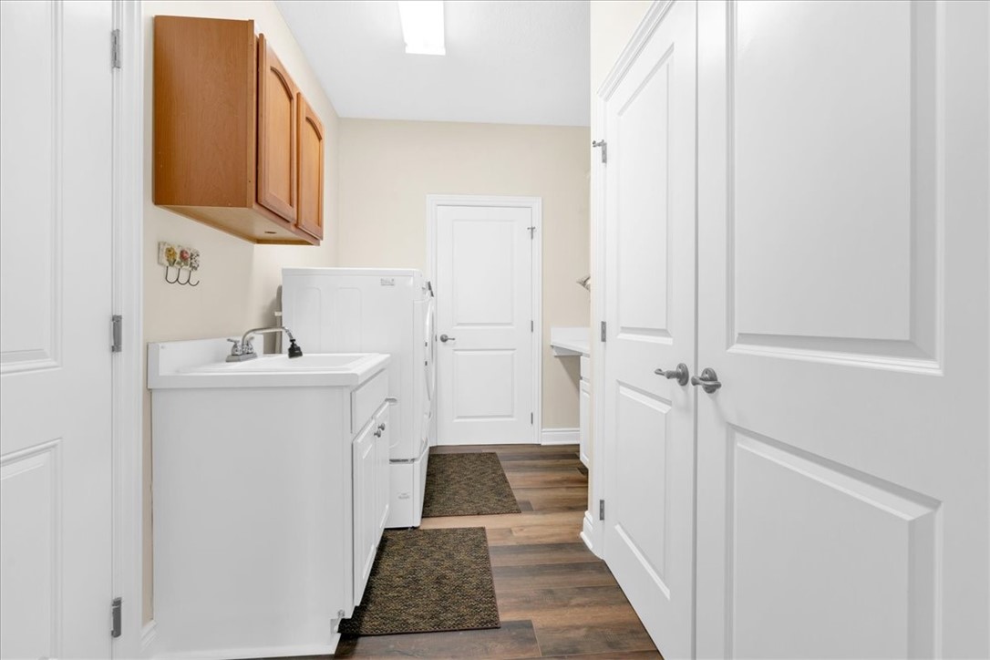 2503 Eloquent Ln