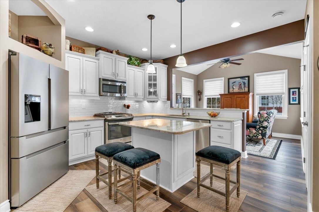 2503 Eloquent Ln