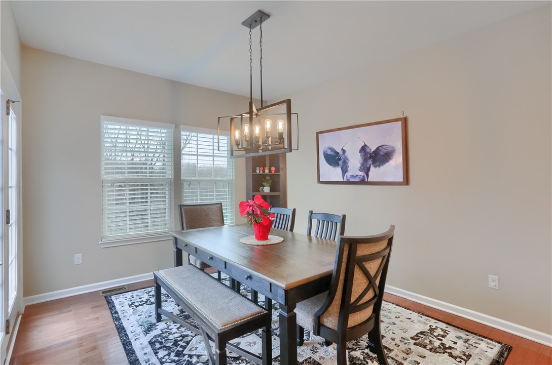 216 Overlook Dr
