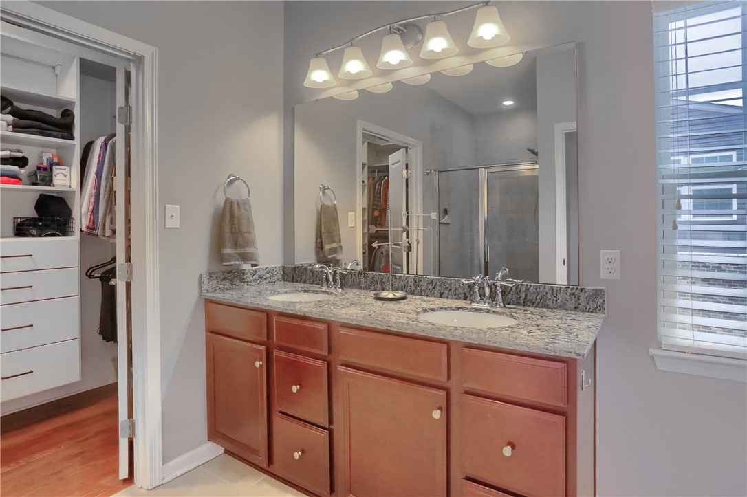 216 Overlook Dr