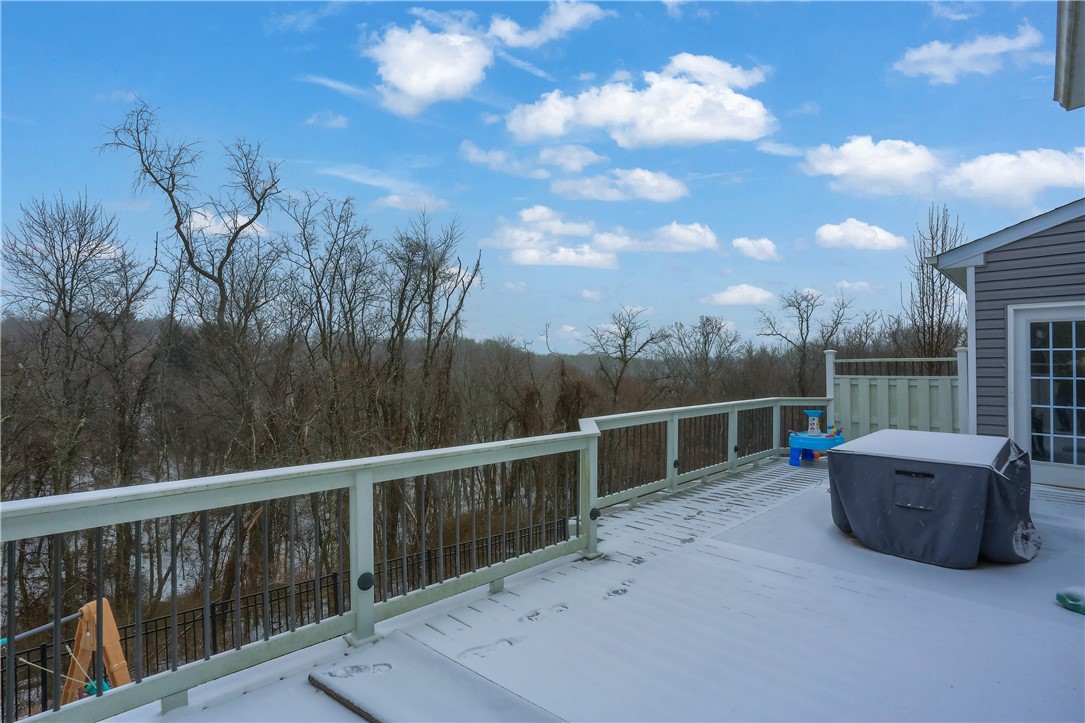 216 Overlook Dr