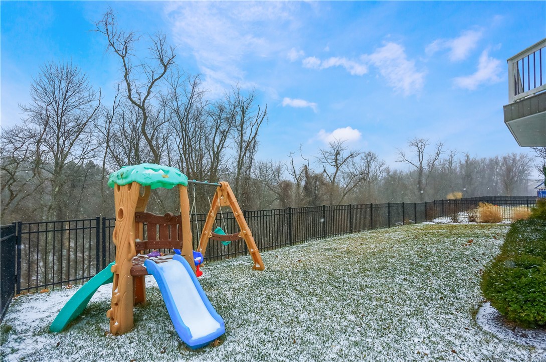 216 Overlook Dr