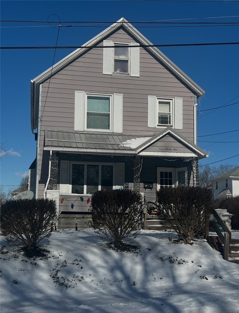 389 Frank St