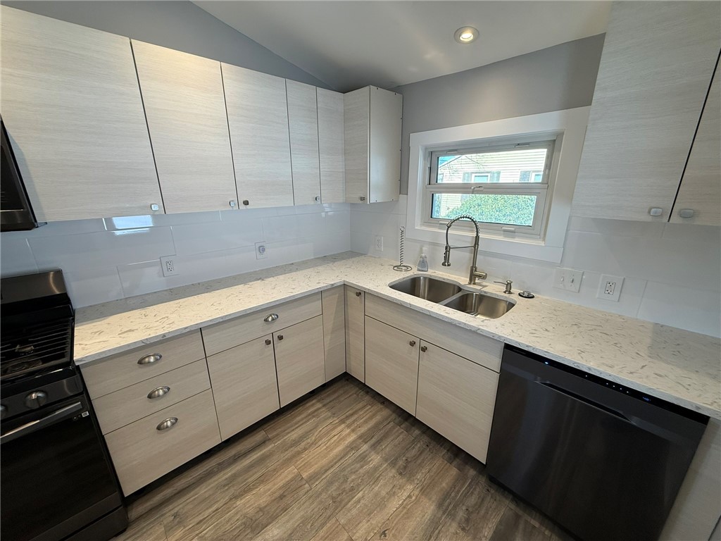 28 Bredin Ave