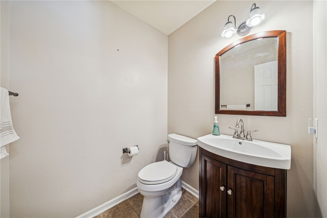 337 Chanticleer Cir