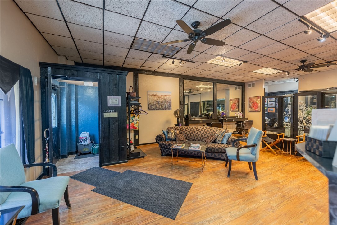 735 Allegheny River Blvd