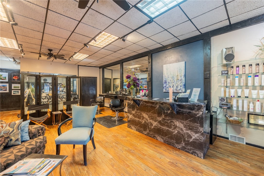 735 Allegheny River Blvd