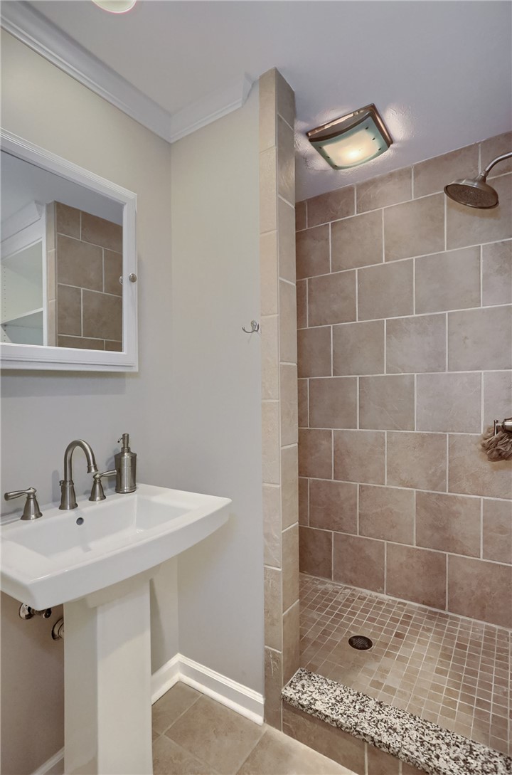 221 Strawberry Circle Apt, suite, floor, etc.