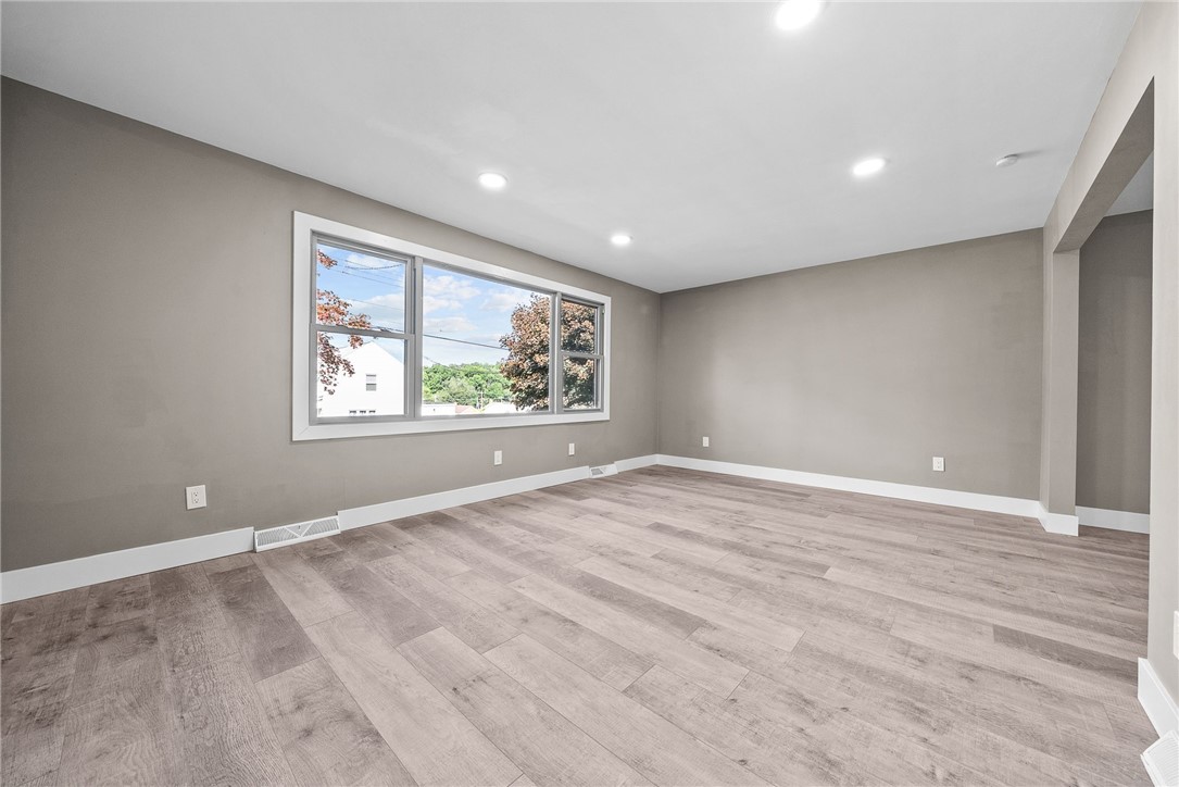 755 Massachusetts St