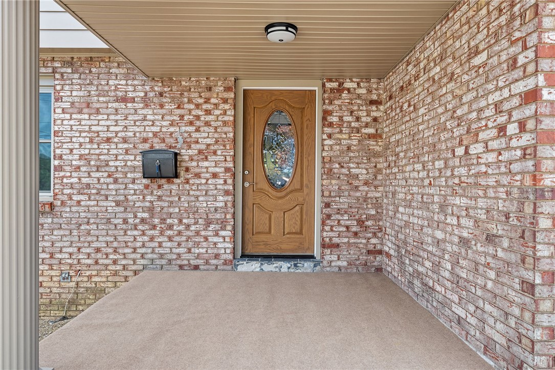 755 Massachusetts St