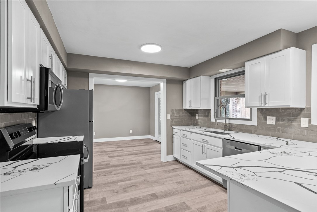 755 Massachusetts St