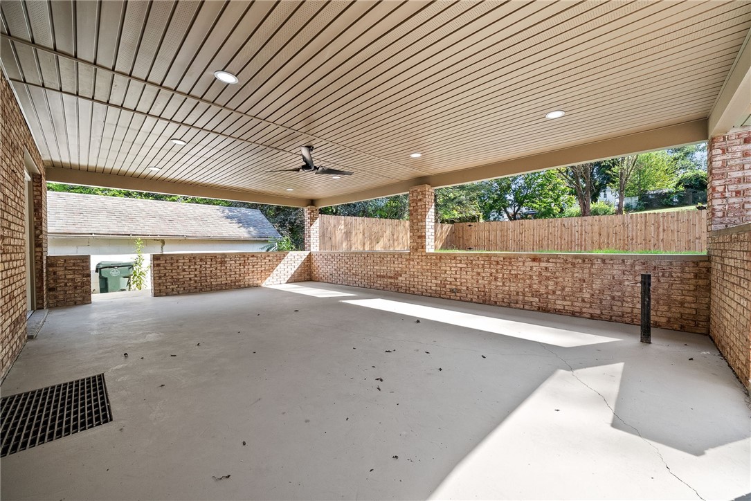 755 Massachusetts St