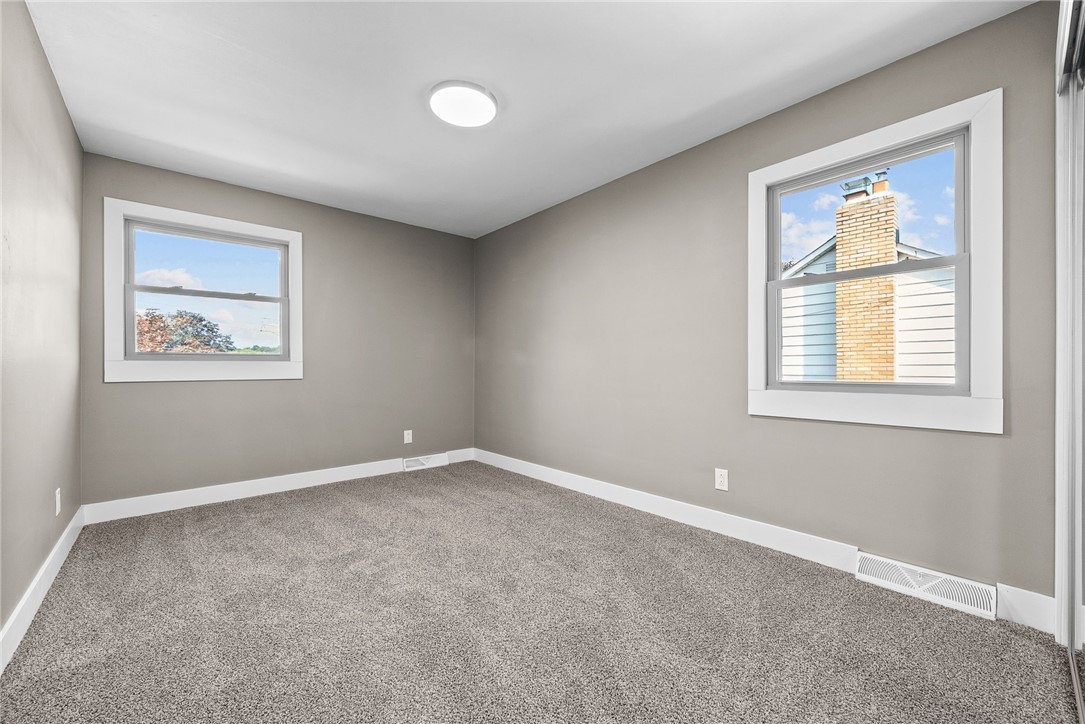 755 Massachusetts St