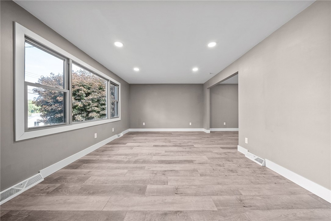 755 Massachusetts St