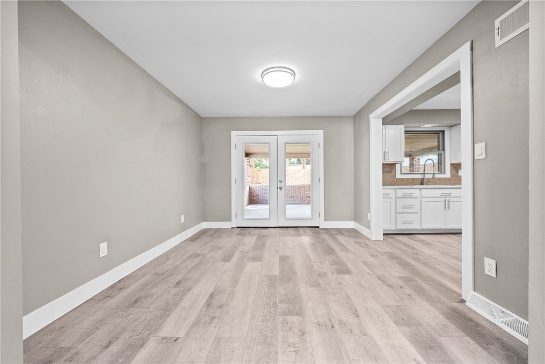 755 Massachusetts St