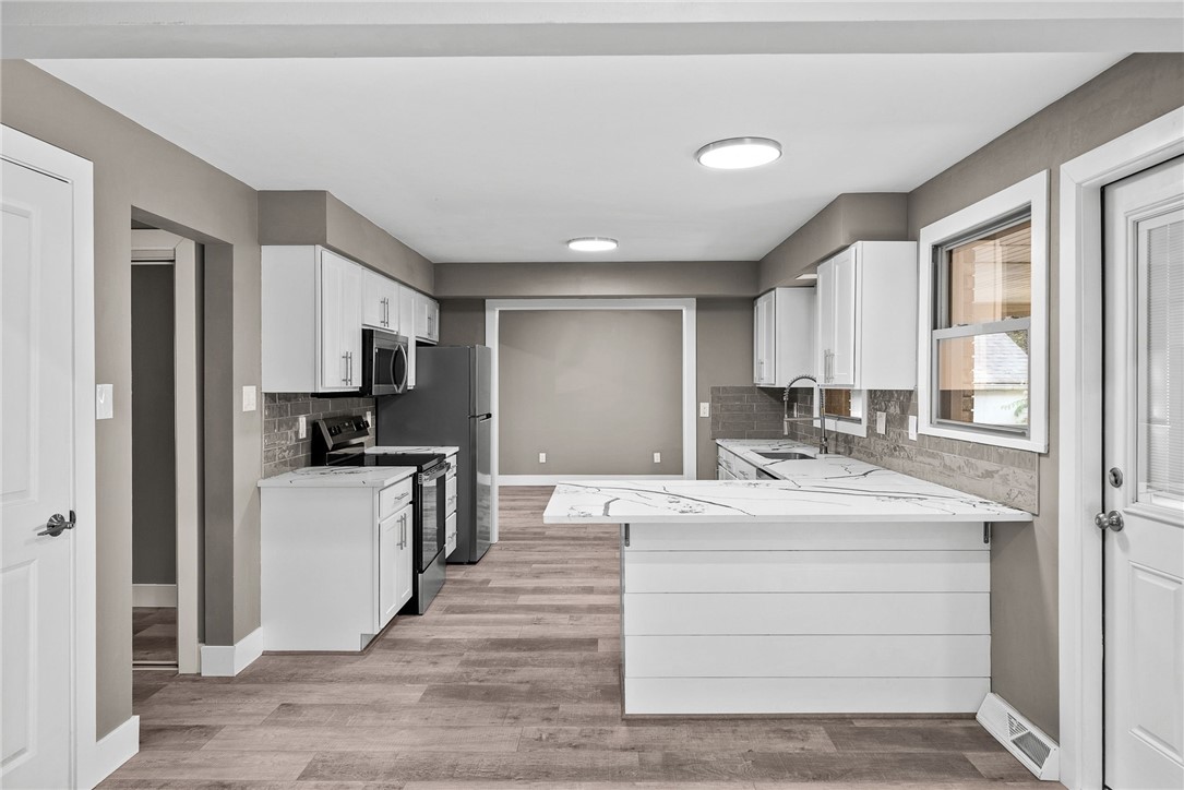 755 Massachusetts St