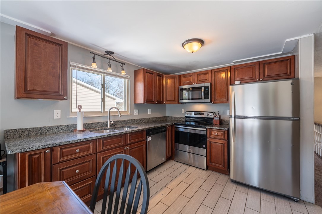 200 Kirkwood Dr