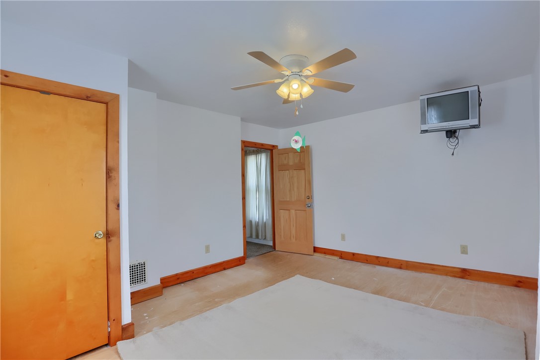 195 Aspen Ln